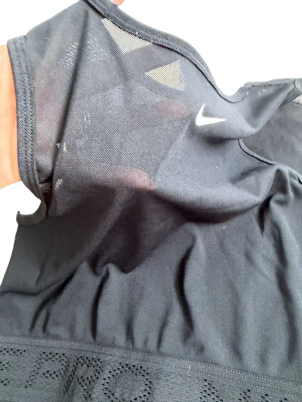 NIKE Black Mesh Sports Bra Size Medium NEW NWT